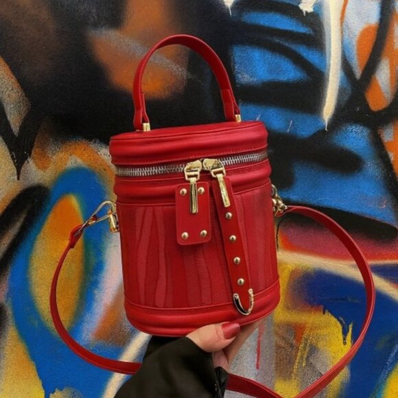 Chic Red Cylinder Crossbody Bucket Fun Handbag or Cosmetic Travel Makeup Bag - Picture 4 of 7